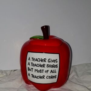 Lorrie Veasey Our Name is Mud Teacher Red Apple A Teacher Gives A Teacher Shares